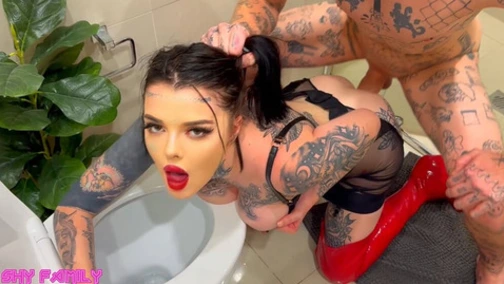 Dirty Shemale Gets Ass🍑 Fucked While Her Head Is Plunged In The Toilet