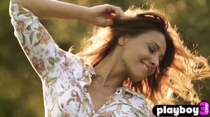 Perfect Small Boobs Mom Posing Outdoor