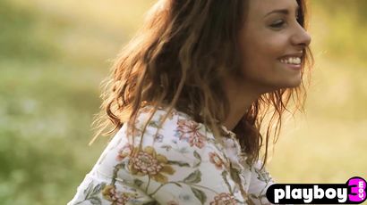 Perfect Small Boobs Mom Posing Outdoor