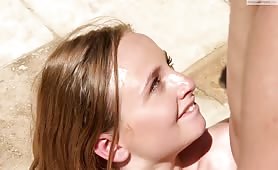 18years Old Chick Fucking On Public