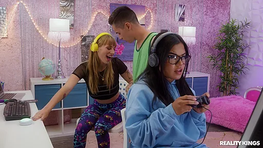 Angel Youngs In Sexy Streamer Goes All The Way