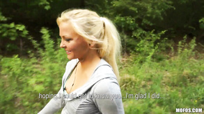 Desirable Blondie Had Sex In The Park