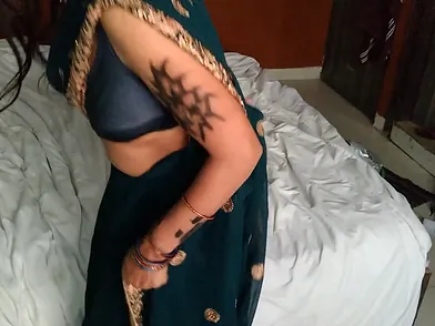 Mischievous School Damsel And Man Share A Rubdown And A Super Steamy Plowing In Public