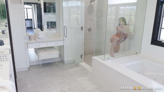 Sexy Real Milf Wife Sucks On A Big One