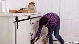 Violet Voss   I Fucked My Dad’s New Wife: This Persian Goddess Has A Secret… 19 02 2026