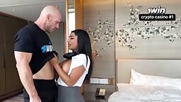 Johnny, Yasmina Khan