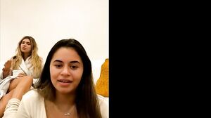 Noelia`s Webcam Show "Ask Me A Naughty Question"