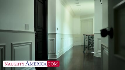 Beautiful Brunette Ella Reese Has Some Wild Sex With A Stranger