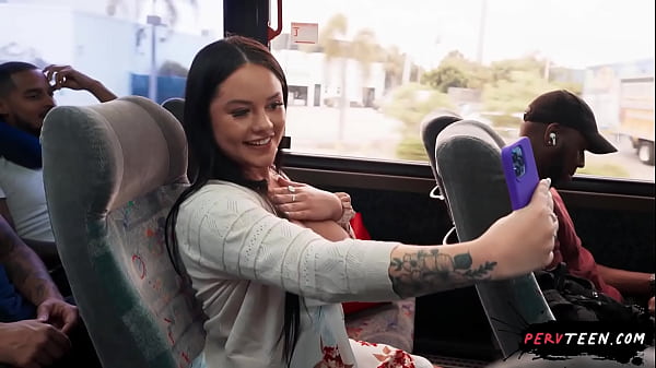 Sexo En Autobus Publico