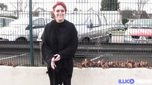 Beautiful Lesbians Outdoor Sex