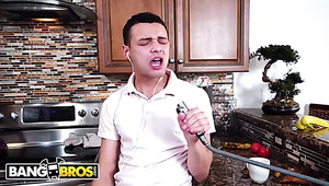 Ultimate Ass Parade Compilation Starring Blondie Fesser, Badonkadonk Victoria Cakes, Kristy Black And Other Mega Big Asses