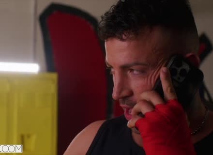 Fit Slut Dana Vespoli Gives Some Ass In Gym 2