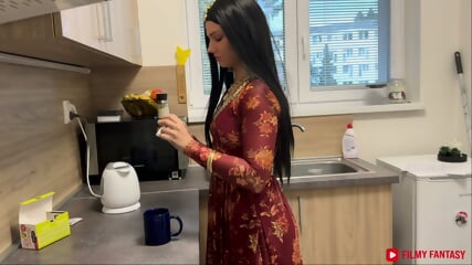 Pehle Bhi Mein XXX (Animal)   Pissing On Indian Bride 2