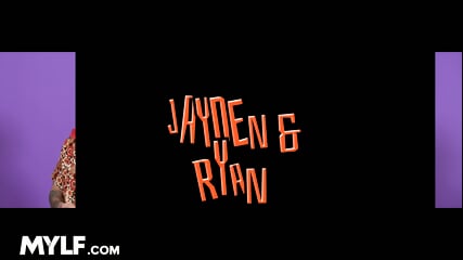 Stepmommy's Dirty Secret   Jugs And Cock In The Hollywood Spotlight